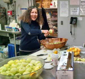15 pounds of apples