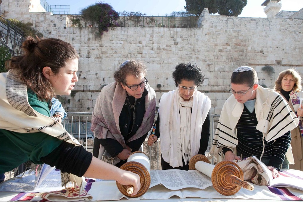 WOW_Torah_Reading