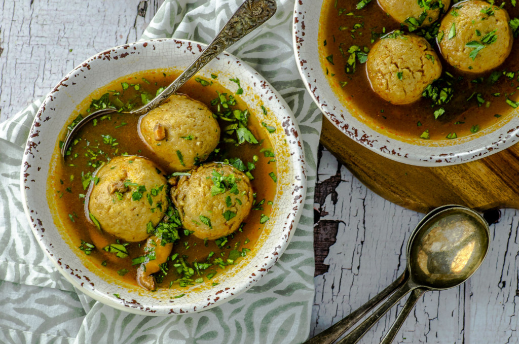 Vegetarian-Matza-Ball-Soup2