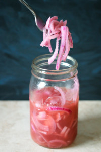 quick-pickled-onions-paleo-vegan-14