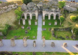 Bavay